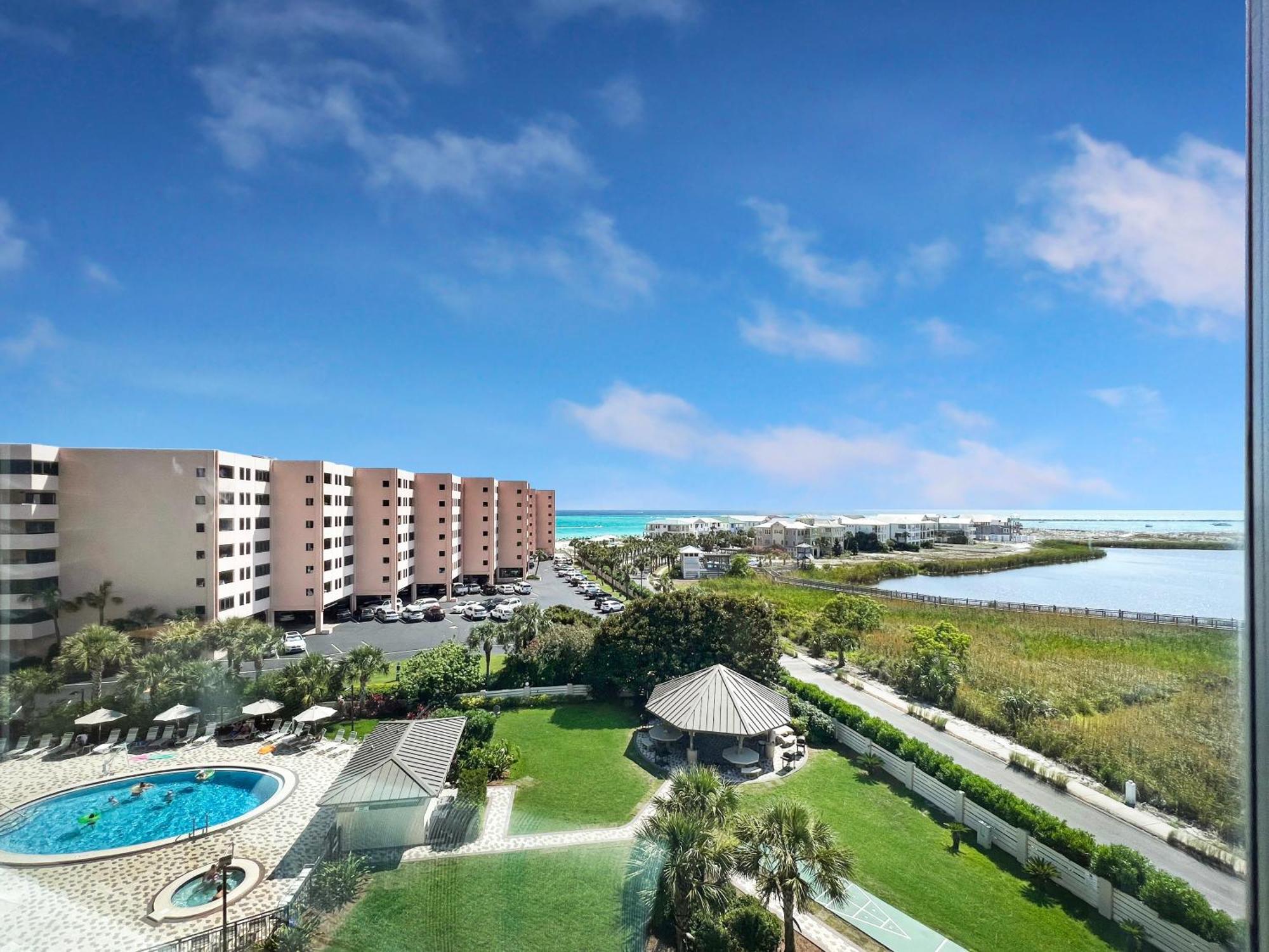 Emerald Oasis Aparthotel Destin Exterior photo